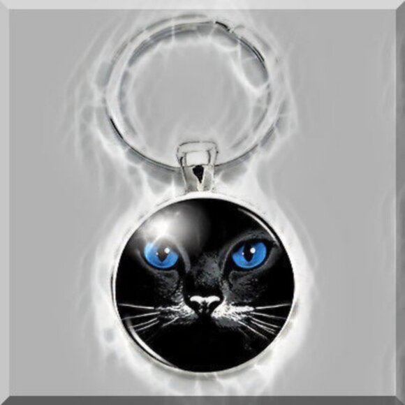 Blue-Eyed Black Cat Cabochon Glass Pendant Metal - Picture 4 of 4